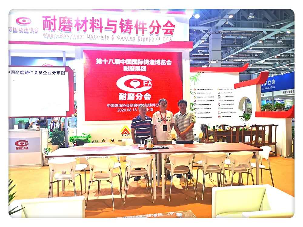 乐鱼(中国)合影.jpg 乐鱼(中国)合影.jpg