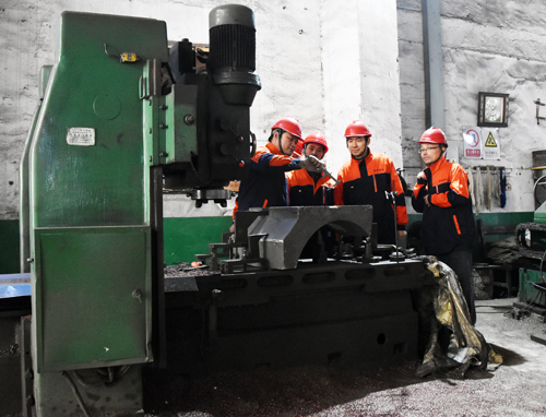 衬板加工.jpg 衬板加工.jpg