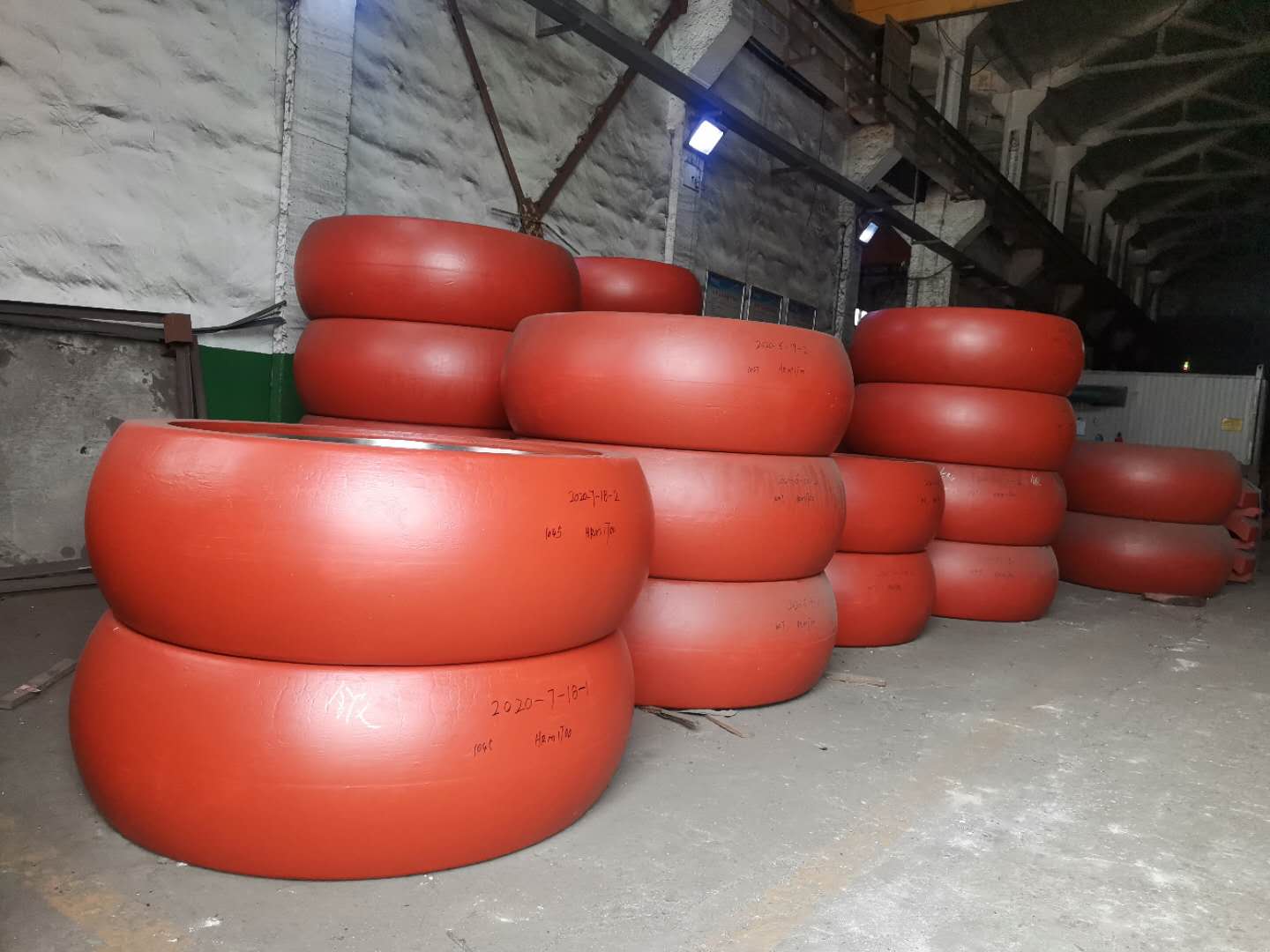 立磨磨辊.jpg 立磨磨辊.jpg