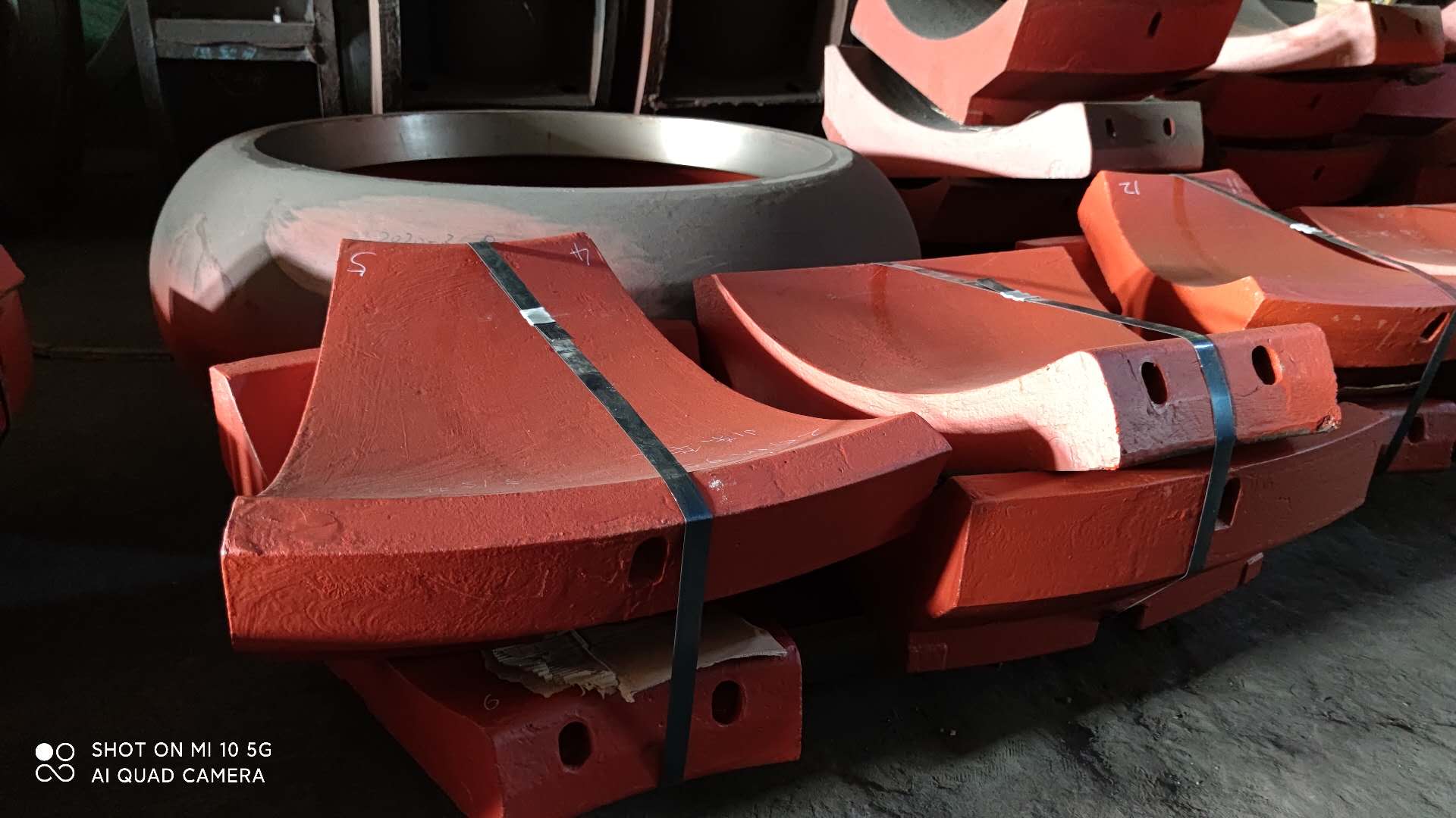 立磨磨辊.jpg 立磨磨辊.jpg